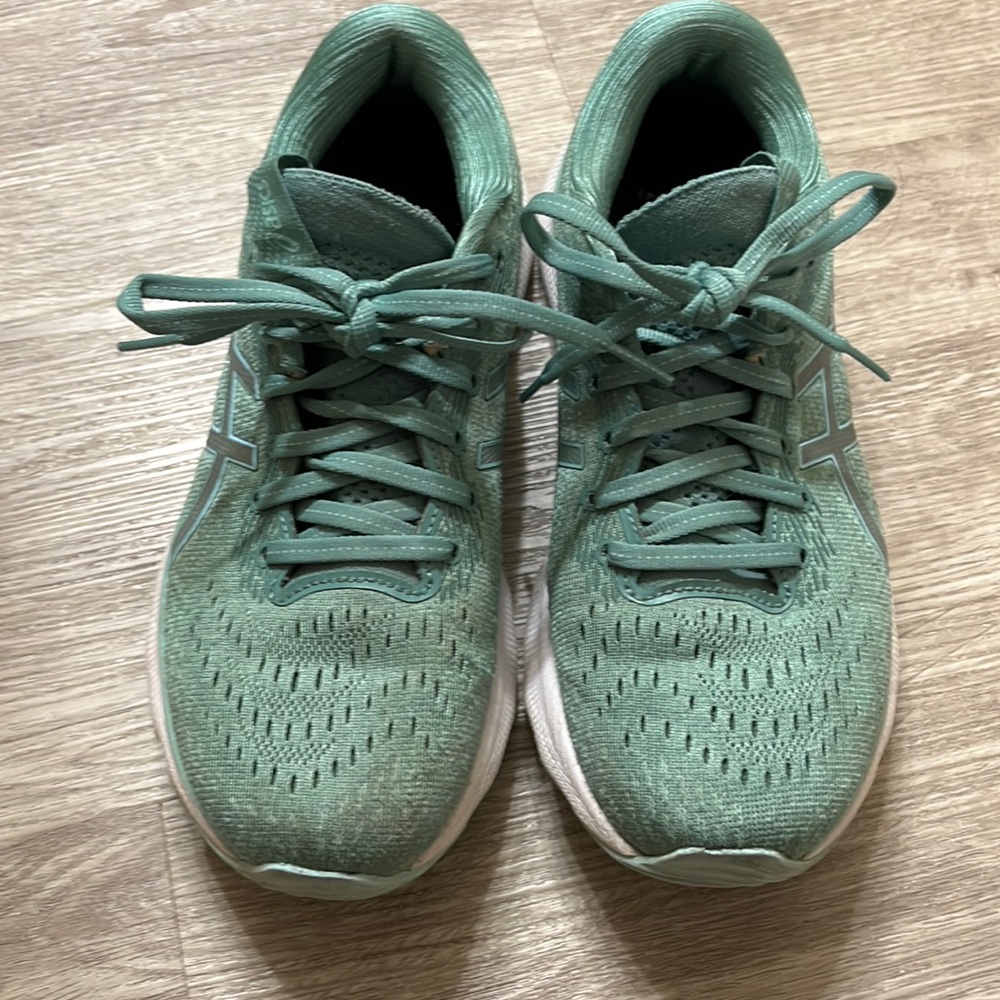 ASICS gel-nimbus 24 women’s size 7 light teal